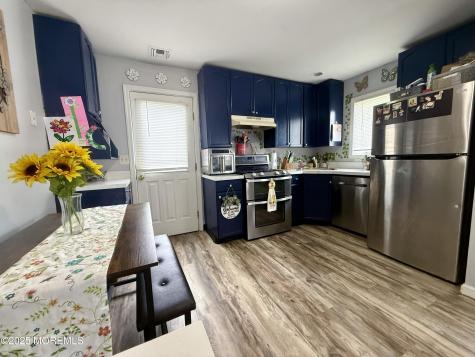 13 Middlesex Avenue Keyport NJ 07735