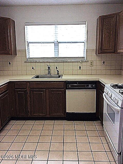 23 Sequoia Court Barnegat NJ 08005
