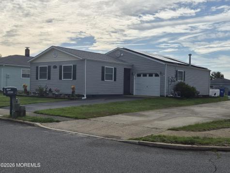 1017 Camino Real Court Toms River NJ 08757