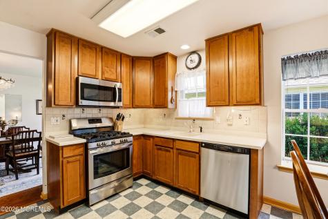 47 Rosewood Drive Lakewood NJ 08701