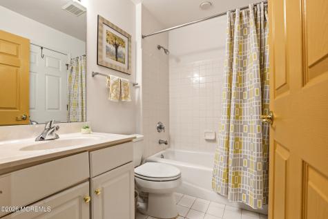 47 Rosewood Drive Lakewood NJ 08701