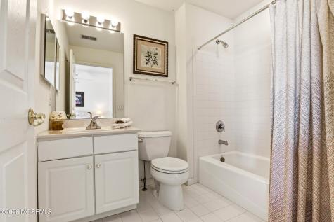 47 Rosewood Drive Lakewood NJ 08701