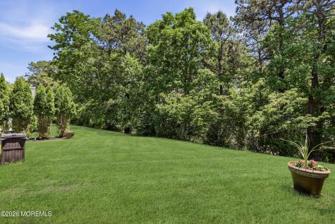 47 Rosewood Drive Lakewood NJ 08701