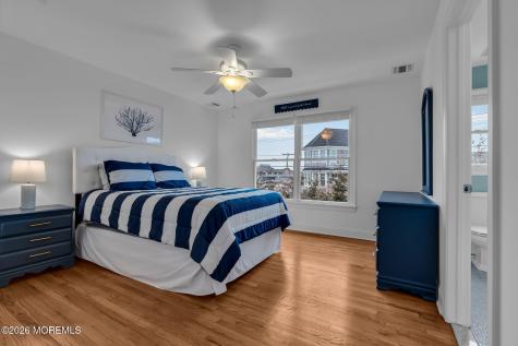 10 Imbrie Place Sea Bright NJ 07760