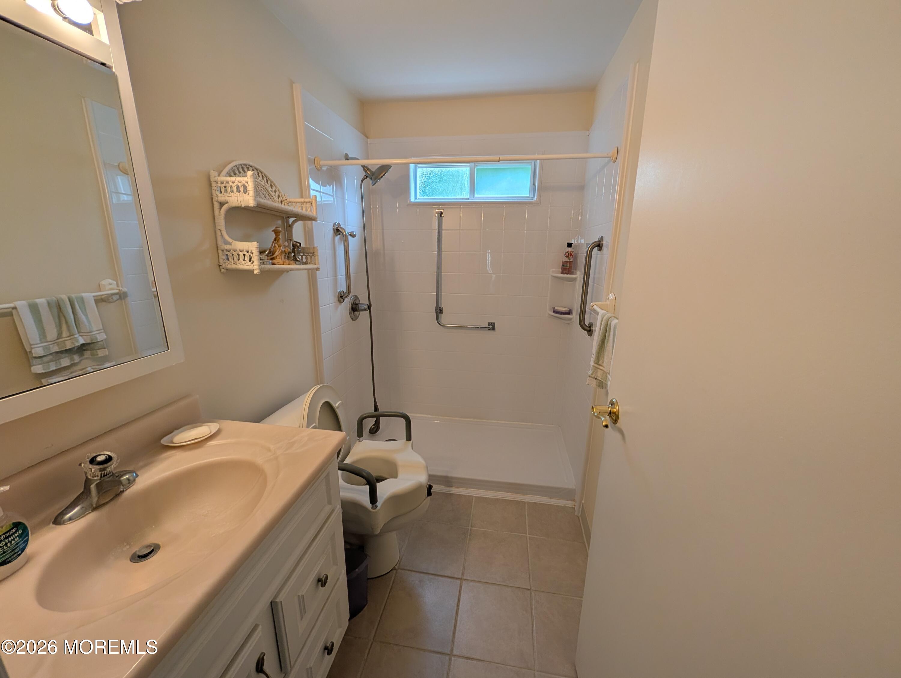 667A Farrington Court Manchester NJ 08759