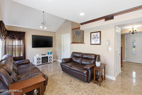 20 Cambridge Drive Jackson NJ 08527