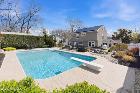20 Cambridge Drive Jackson NJ 08527