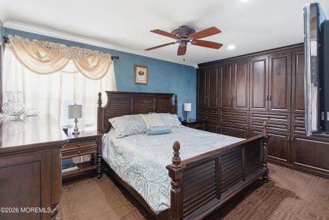 20 Cambridge Drive Jackson NJ 08527