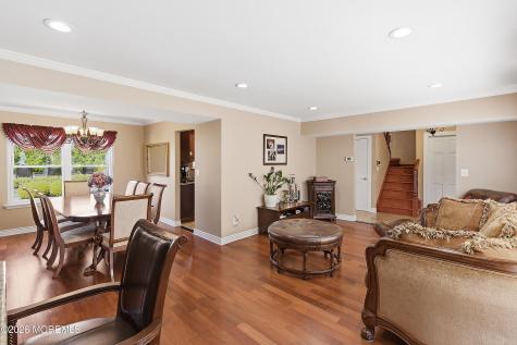 20 Cambridge Drive Jackson NJ 08527