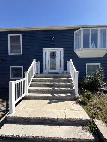913 Revere Court Toms River NJ 08753