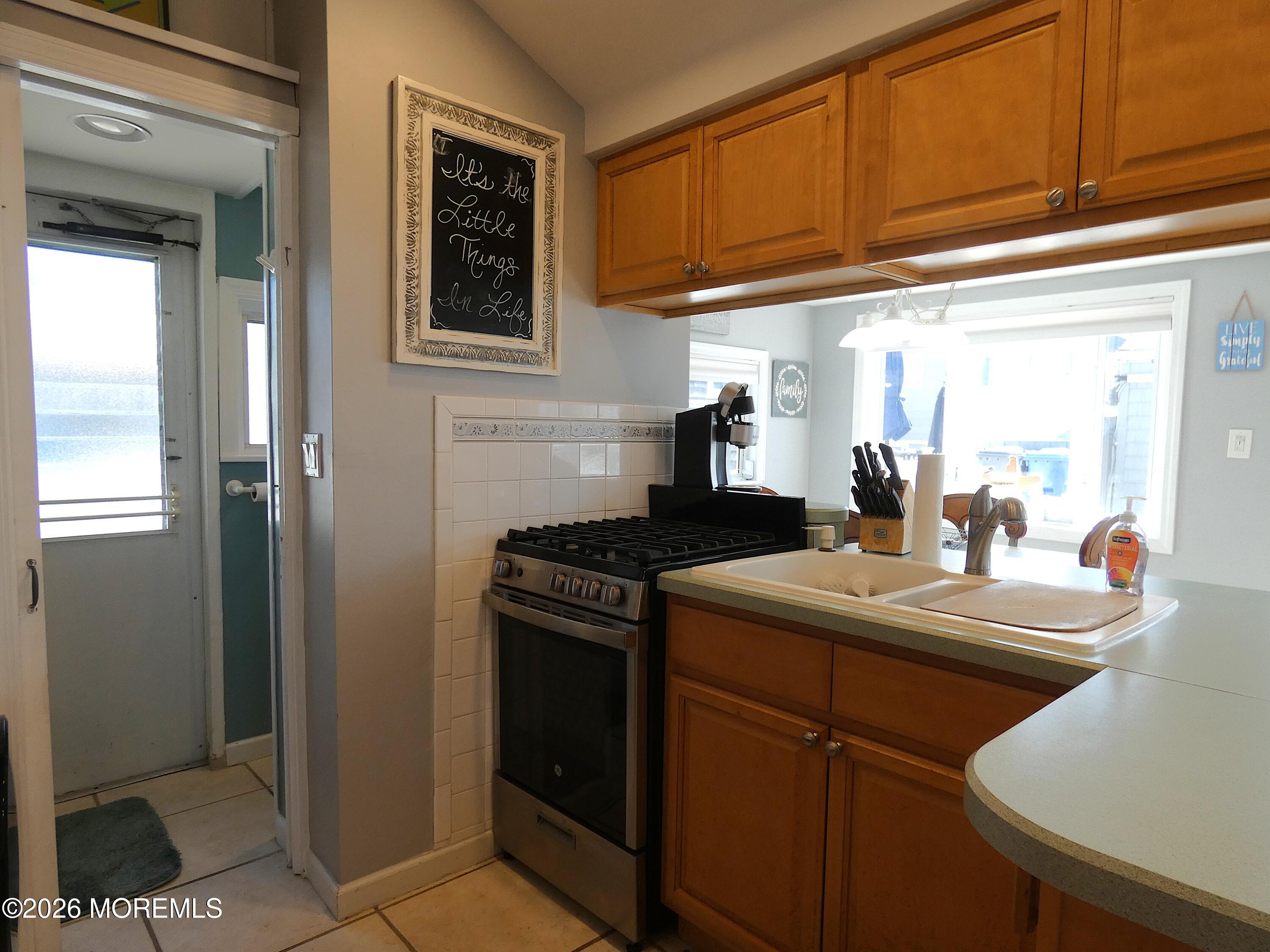 24 E Chadwick Way Lavallette NJ 08735