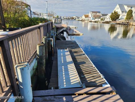 14 W Thames Road Little Egg Harbor NJ 08087
