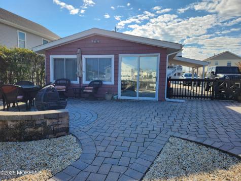 14 W Thames Road Little Egg Harbor NJ 08087