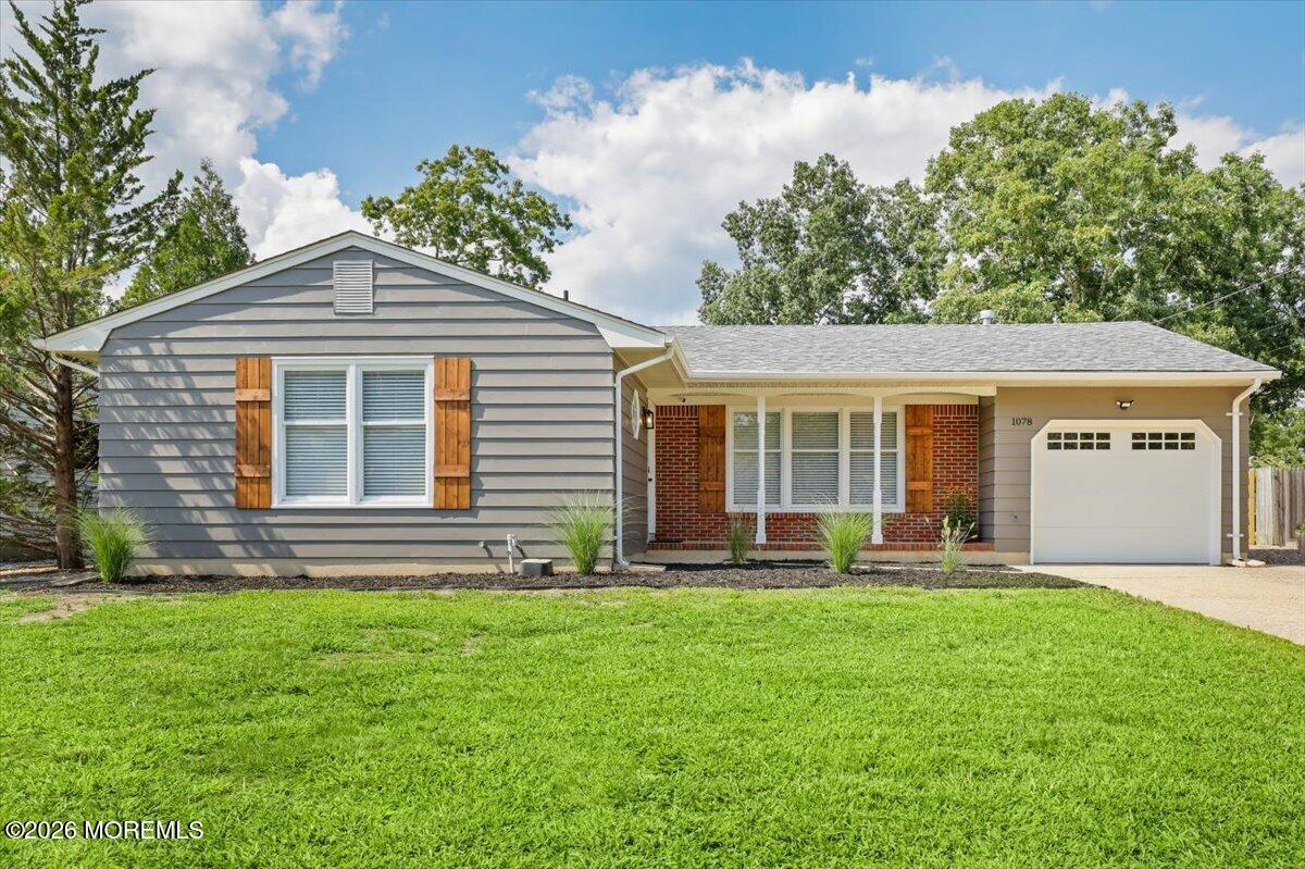 Manahawkin NJ, 1078 Treasure Avenue