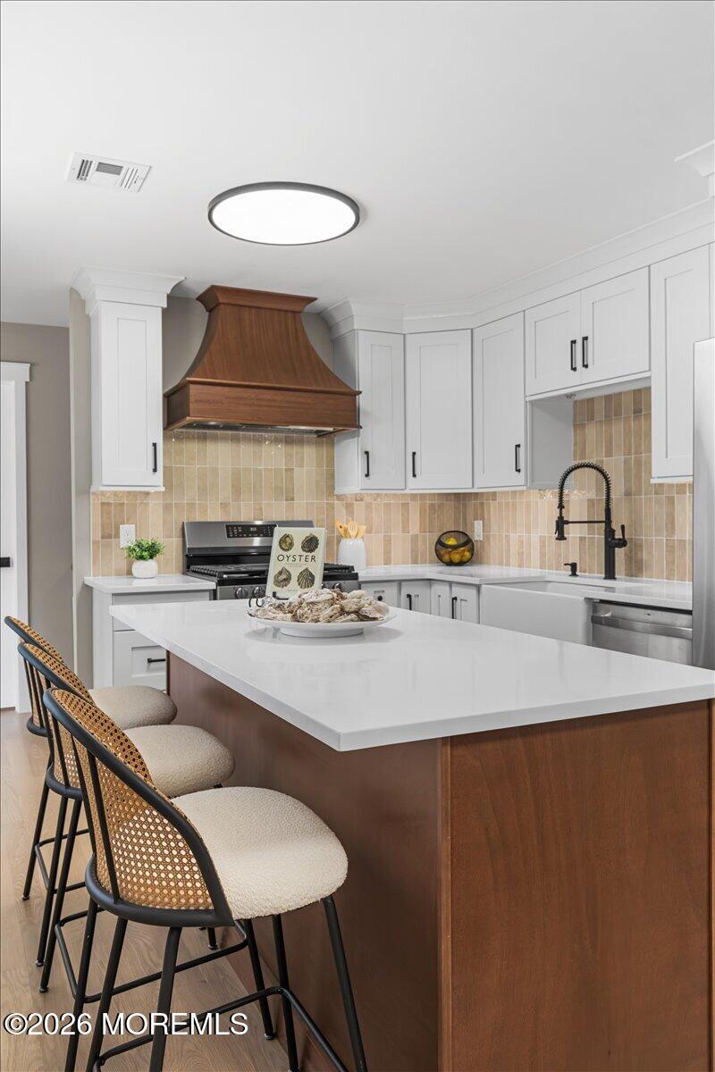 1078 Treasure Avenue Manahawkin NJ 08050