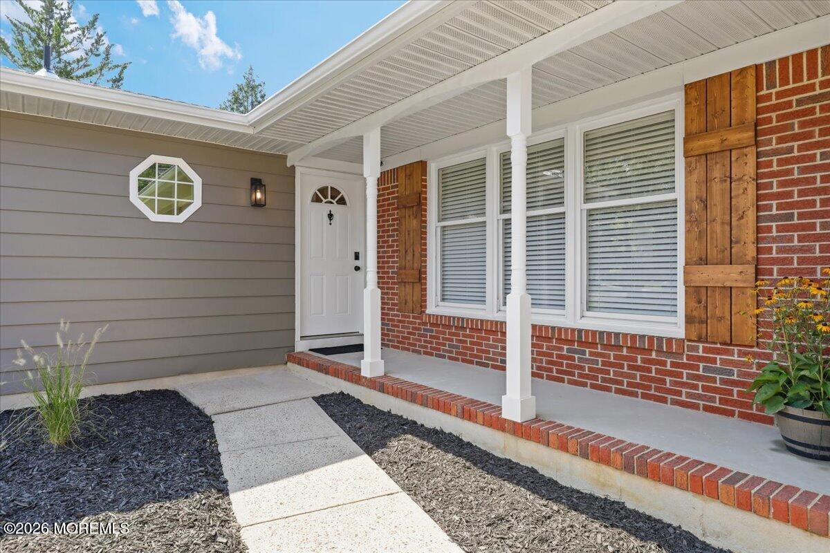1078 Treasure Avenue Manahawkin NJ 08050