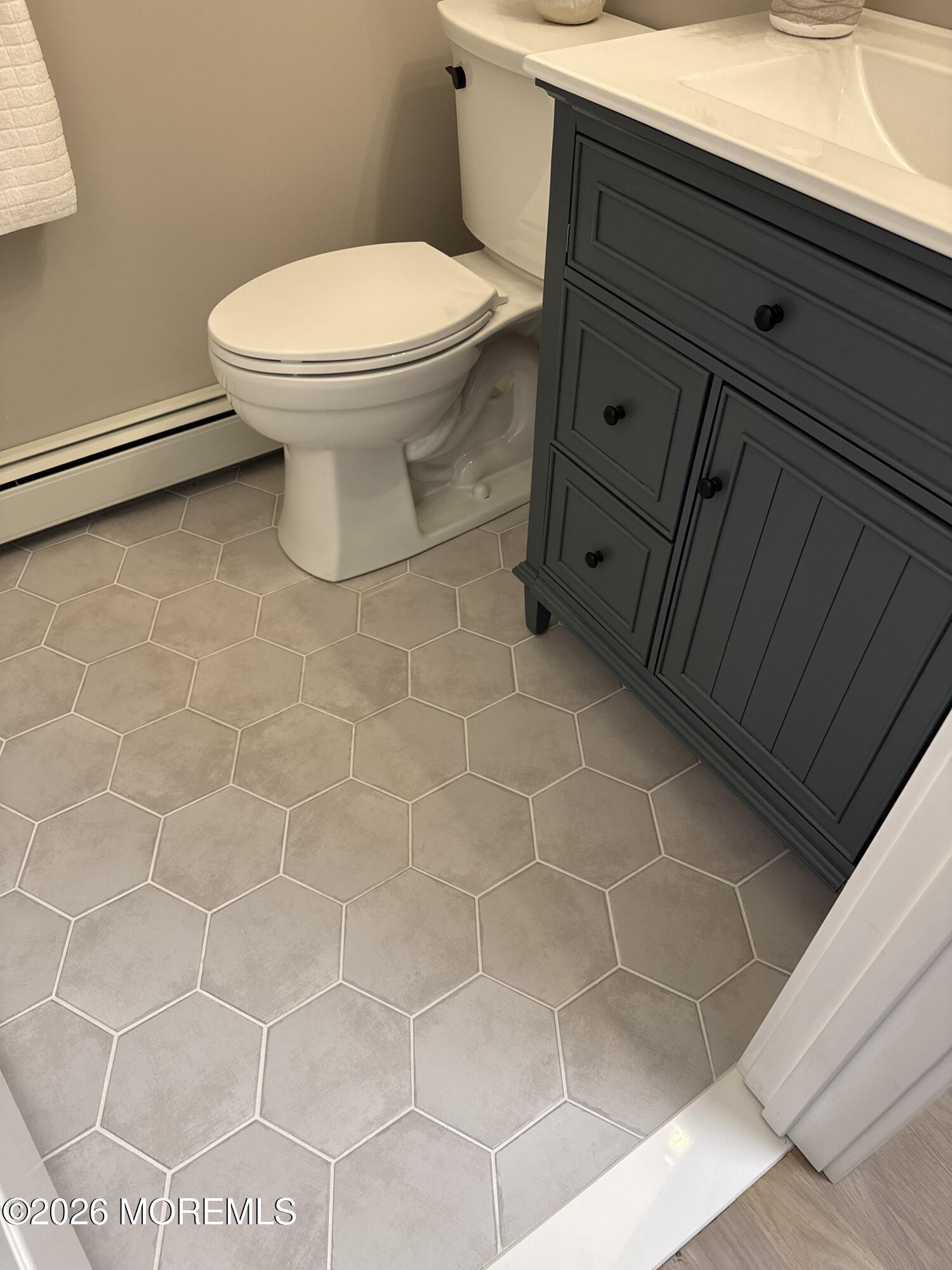 1078 Treasure Avenue Manahawkin NJ 08050