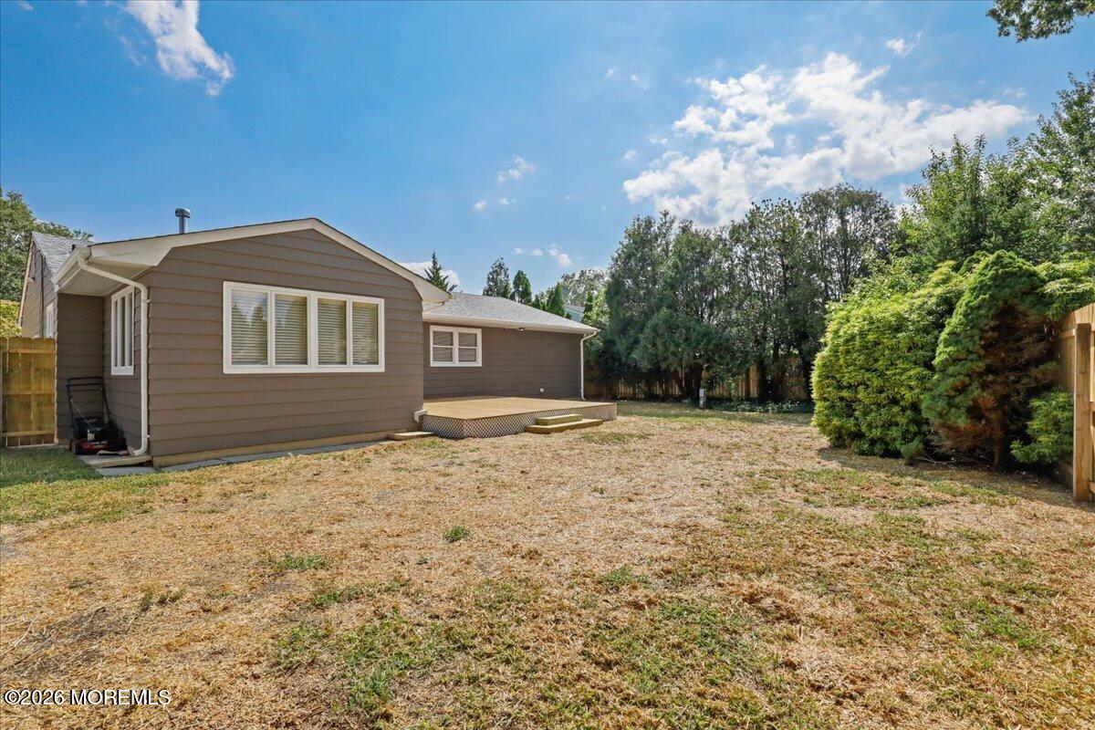 1078 Treasure Avenue Manahawkin NJ 08050