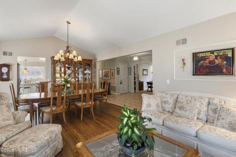 62 Ivy Hill Road Lakewood NJ 08701