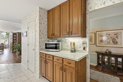 62 Ivy Hill Road Lakewood NJ 08701