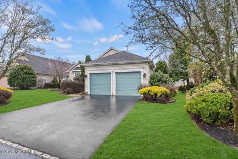 62 Ivy Hill Road Lakewood NJ 08701