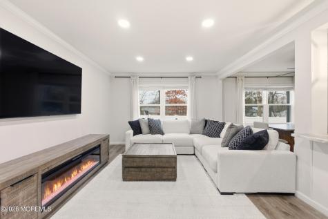 19 Silversmith Court Howell NJ 07731