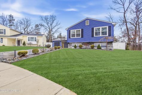 19 Silversmith Court Howell NJ 07731