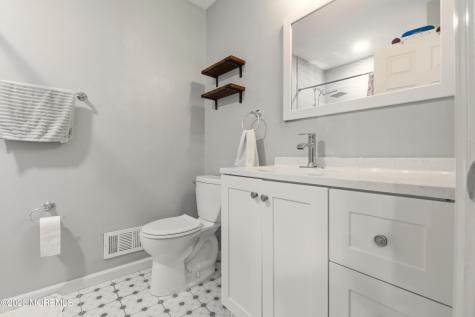 19 Silversmith Court Howell NJ 07731