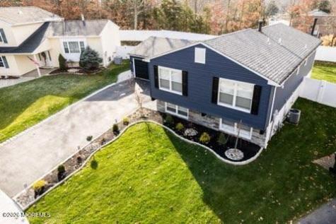 19 Silversmith Court Howell NJ 07731