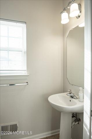 10 Hemingway Lane Columbus NJ 08022