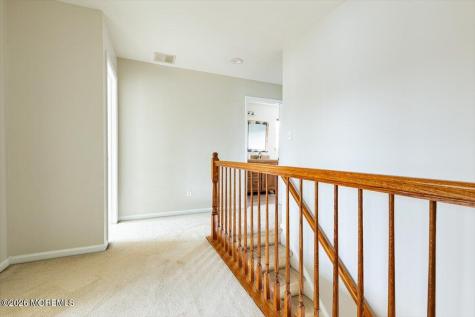 10 Hemingway Lane Columbus NJ 08022