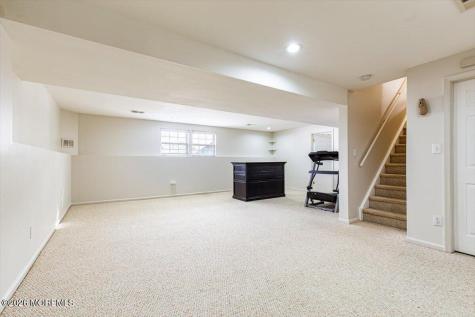 10 Hemingway Lane Columbus NJ 08022