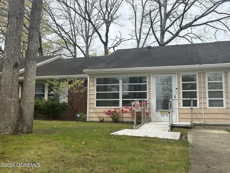 87C Dorchester Drive Lakewood NJ 08701