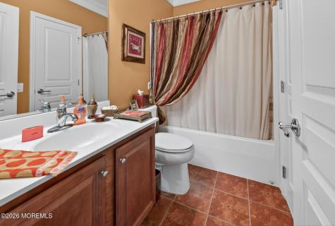 35 Chalfont Lane Manchester NJ 08759