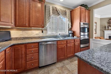 35 Chalfont Lane Manchester NJ 08759
