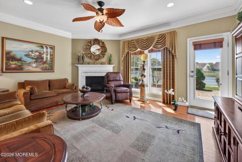 35 Chalfont Lane Manchester NJ 08759