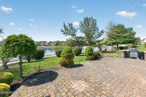 35 Chalfont Lane Manchester NJ 08759