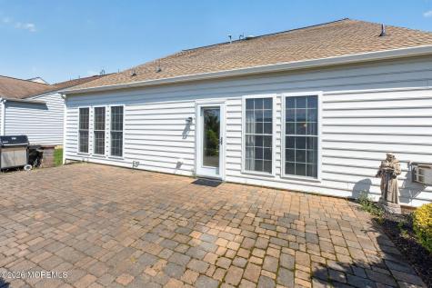 35 Chalfont Lane Manchester NJ 08759