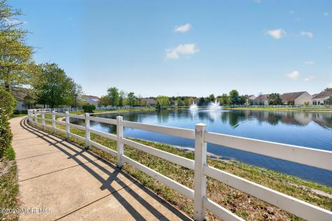 35 Chalfont Lane Manchester NJ 08759