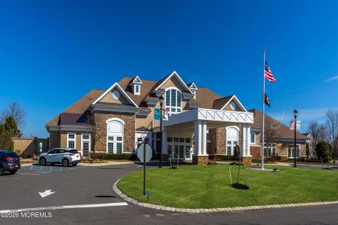35 Chalfont Lane Manchester NJ 08759