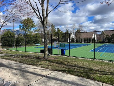 35 Chalfont Lane Manchester NJ 08759