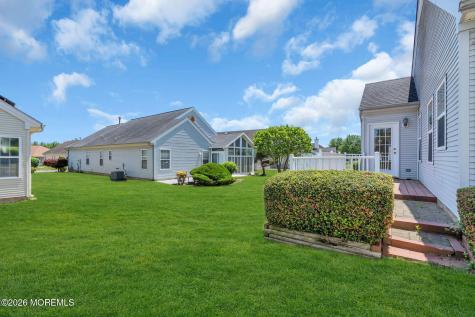 3 Geoffrey Court Manchester NJ 08759