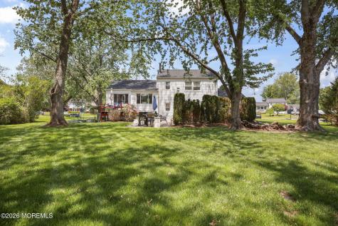 7 Kilmer Drive Manalapan NJ 07726
