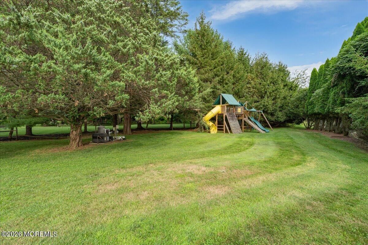 48 Lakeside Avenue Colts Neck NJ 07722