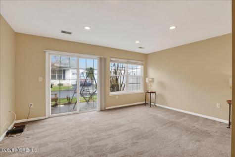 28 Golden Willows Avenue Lakewood NJ 08701