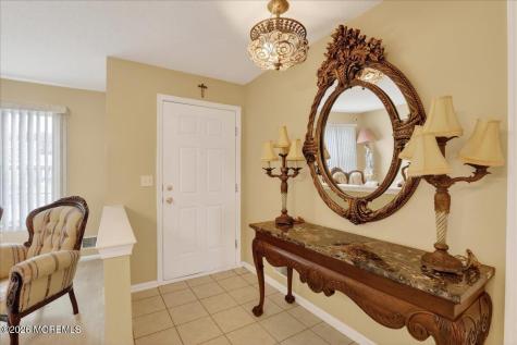 28 Golden Willows Avenue Lakewood NJ 08701