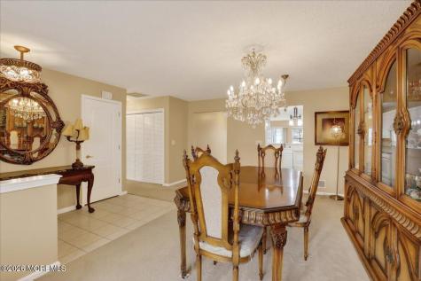 28 Golden Willows Avenue Lakewood NJ 08701
