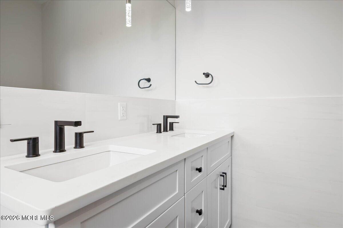 557 Lillie Road Toms River NJ 08753