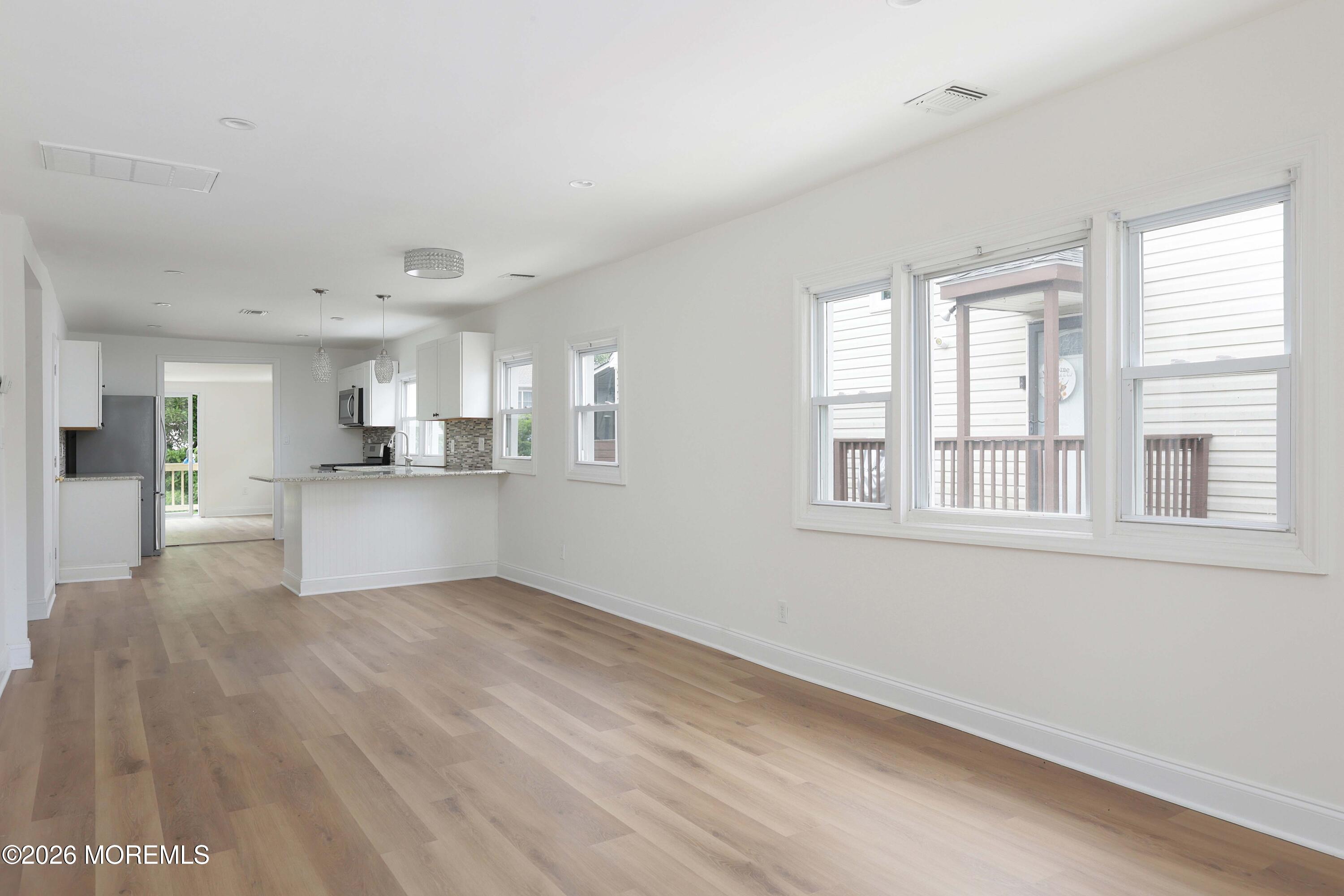 10 Lincoln Court Keansburg NJ 07734