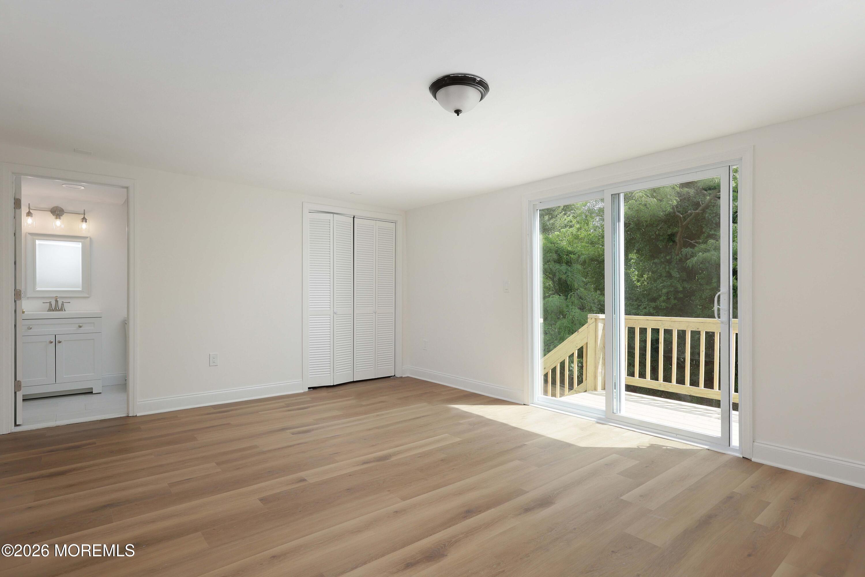 10 Lincoln Court Keansburg NJ 07734